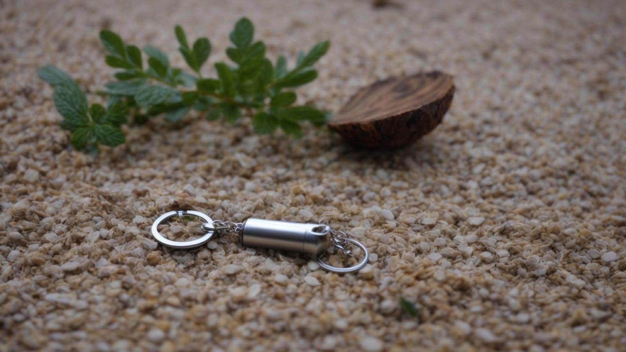 Flashlight Keychain: Tiny Light, Big Convenience - Your Pocket-Sized Superhero - SmartPursue™